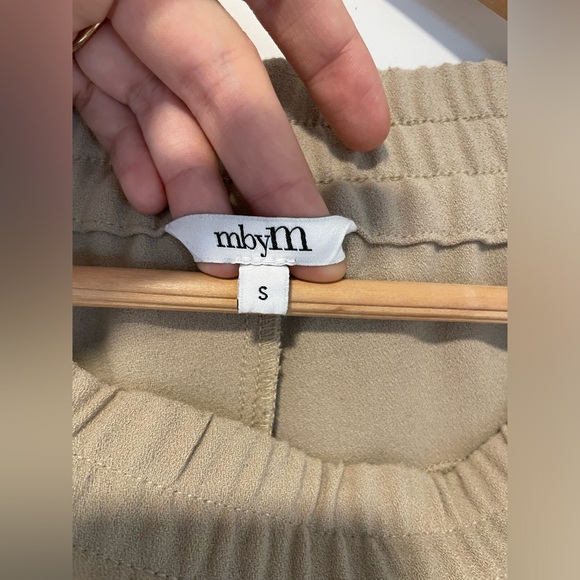 Loose comfortable trouser - Picture 7 of 7